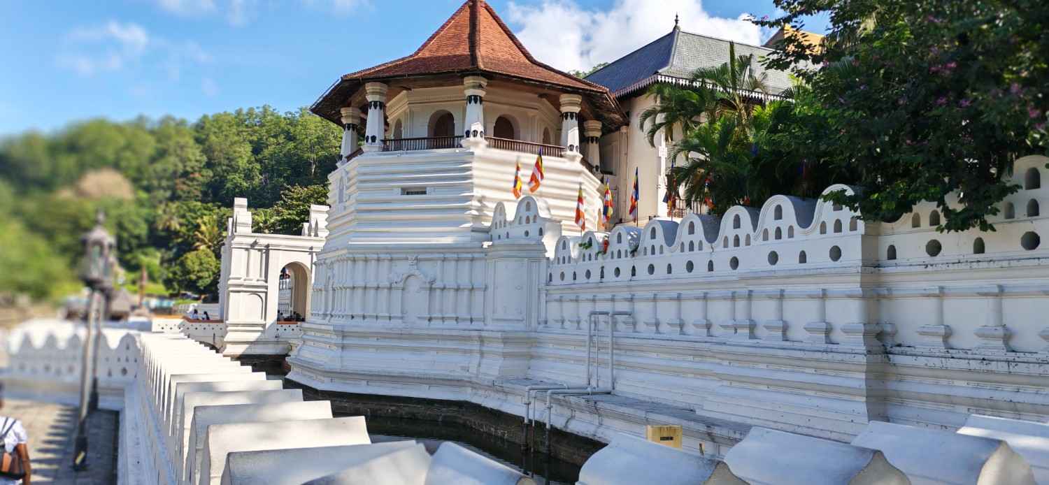 Lanka Heritage Tours - Authentic Sri Lankan Travel